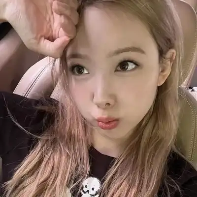 张艳